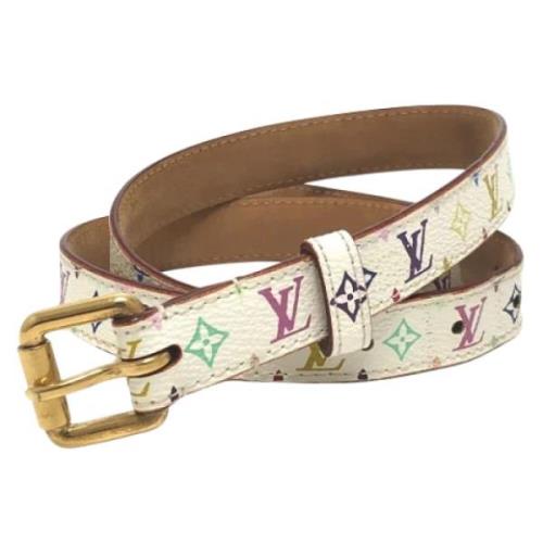 Pre-owned Fabric belts