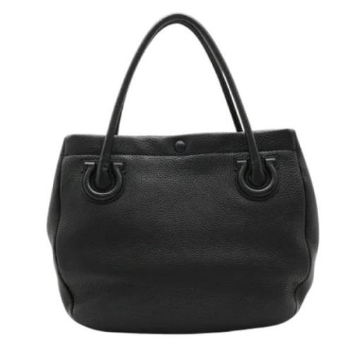 Pre-owned Leather handbags