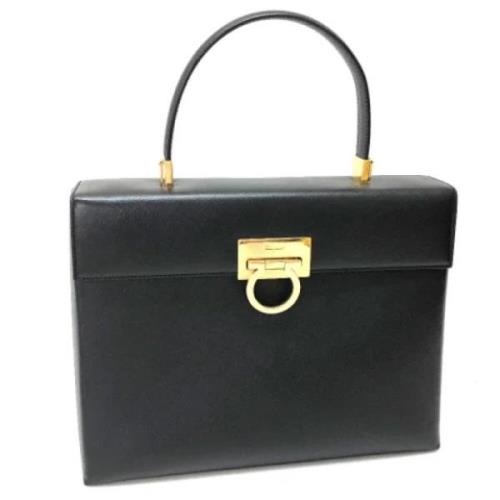 Pre-owned Leather handbags