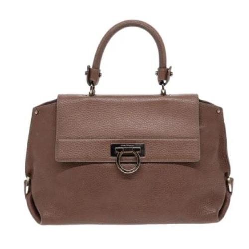 Pre-owned Leather handbags