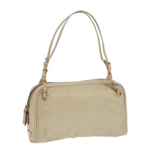 Pre-owned Nylon handbags