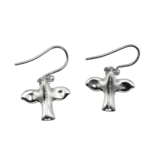 Pre-owned Silver earrings