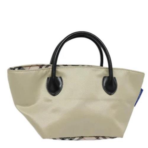 Pre-owned Nylon handbags