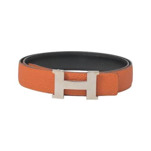 Pre-owned Leather belts