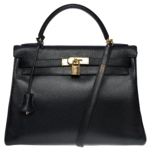 Pre-owned Leather handbags