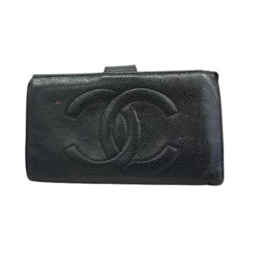 Pre-owned Leather wallets