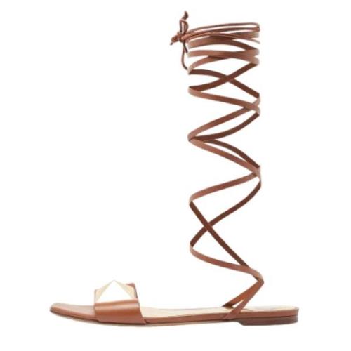 Pre-owned Leather sandals