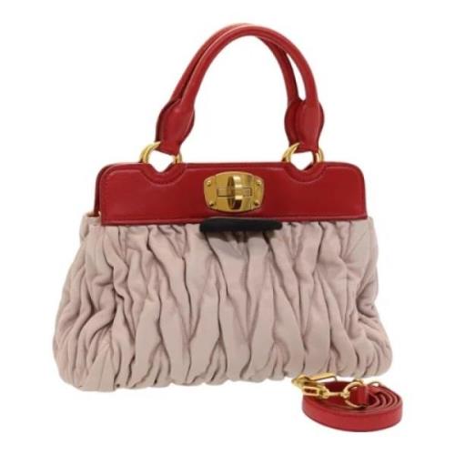 Pre-owned Leather handbags