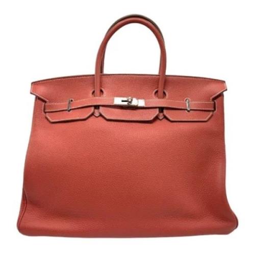 Pre-owned Leather handbags