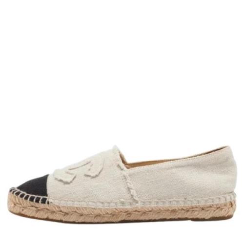 Pre-owned Canvas flats