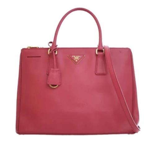 Pre-owned Leather prada-bags