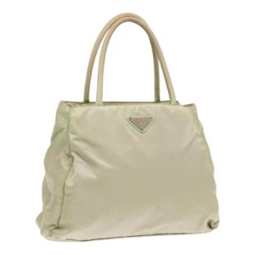 Pre-owned Nylon handbags