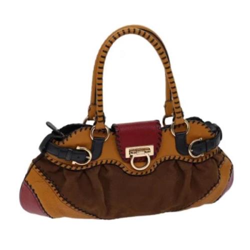 Pre-owned Leather handbags