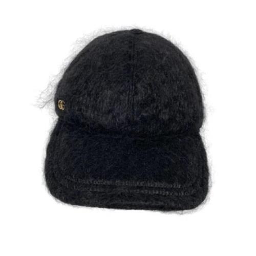 Pre-owned Wool hats