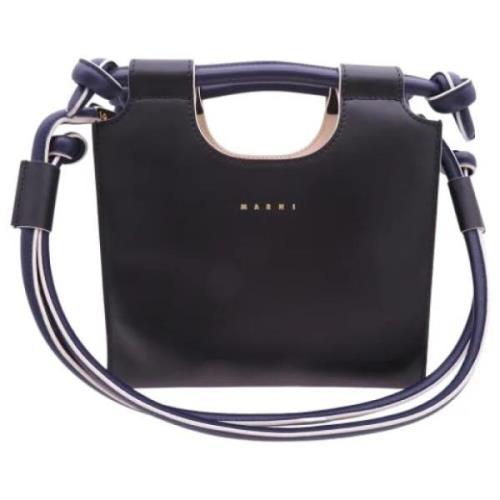 Pre-owned Leather handbags