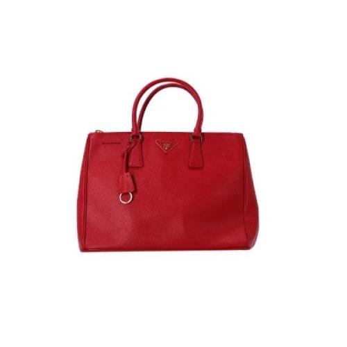 Pre-owned Leather handbags