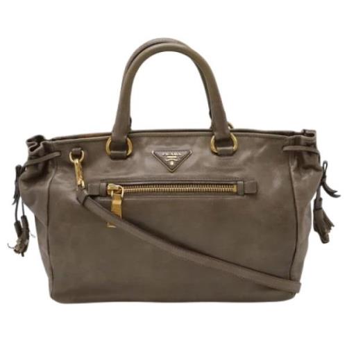 Pre-owned Leather prada-bags