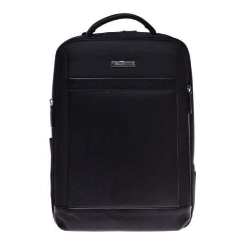 Backpack in black leather and nylon