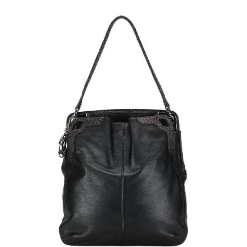 Pre-owned Leather shoulder-bags