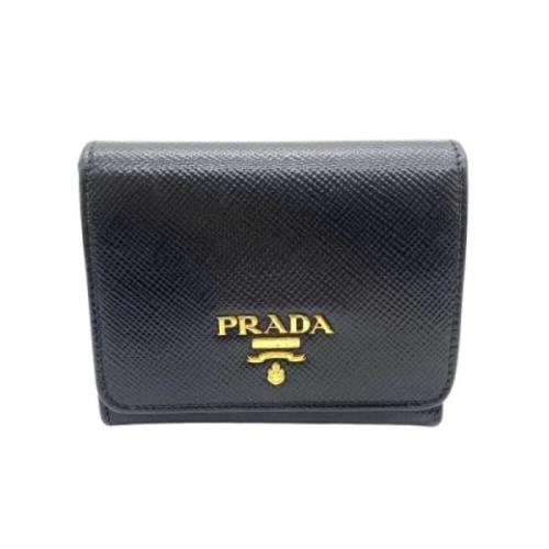 Pre-owned Leather wallets