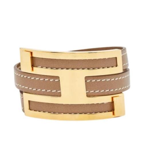 Pre-owned Leather bracelets