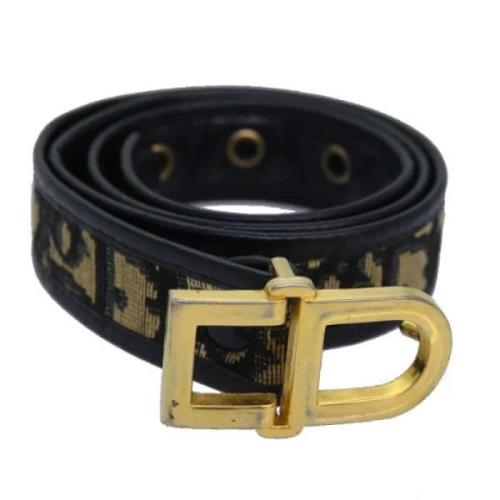 Pre-owned Canvas belts