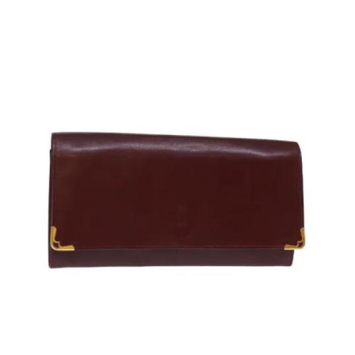 Pre-owned Leather clutches