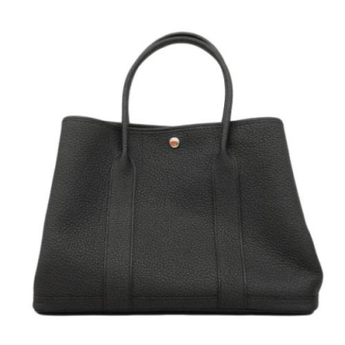 Pre-owned Leather totes