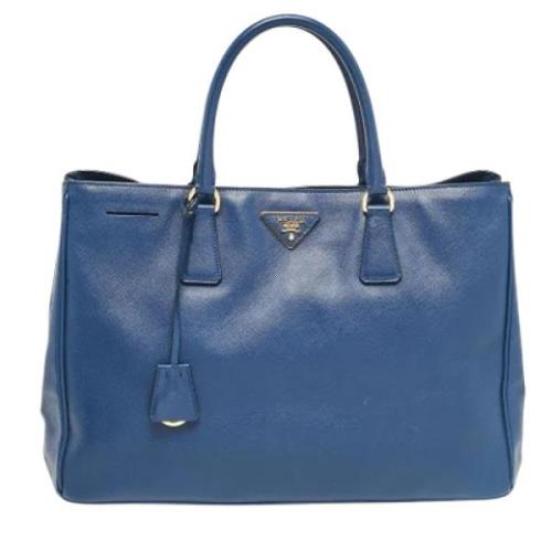 Pre-owned Leather prada-bags