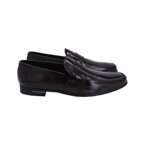 Pre-owned Leather flats