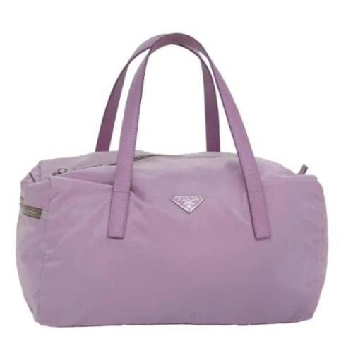 Pre-owned Nylon handbags