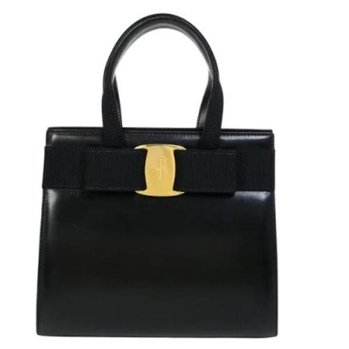 Pre-owned Leather handbags