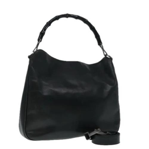 Pre-owned Leather shoulder-bags