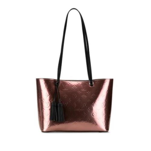 Pre-owned Leather totes