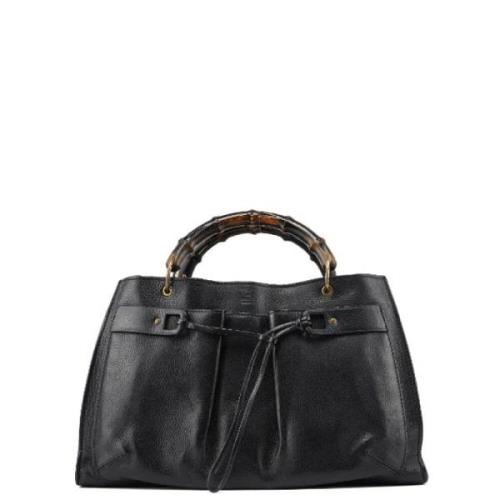 Pre-owned Leather handbags