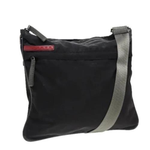 Pre-owned Nylon shoulder-bags