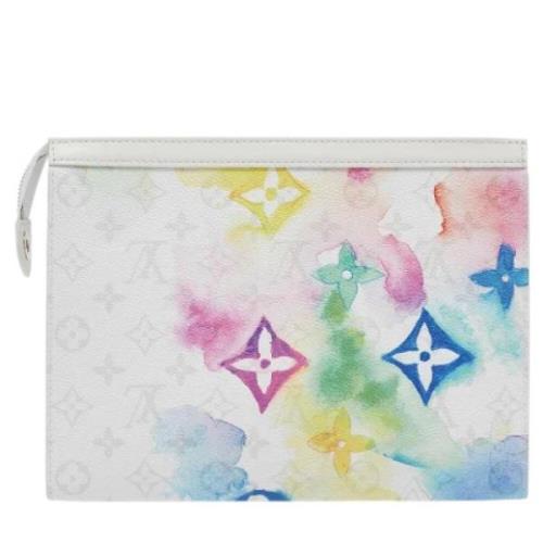 Pre-owned Canvas clutches