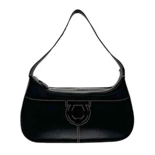 Pre-owned Leather handbags