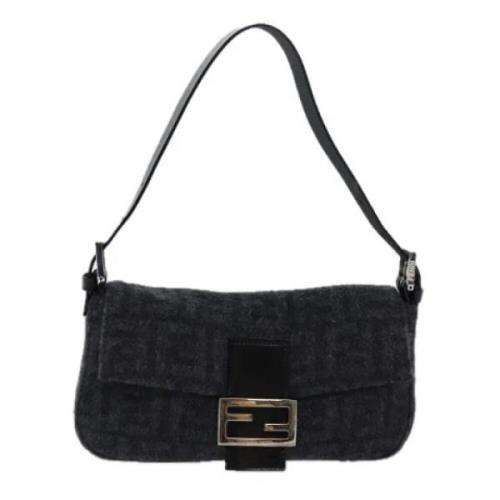 Pre-owned Wool fendi-bags