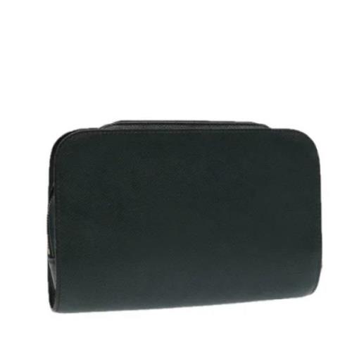 Pre-owned Leather clutches