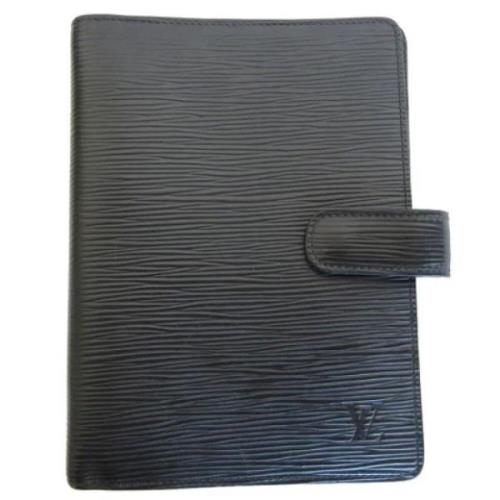 Pre-owned Leather wallets