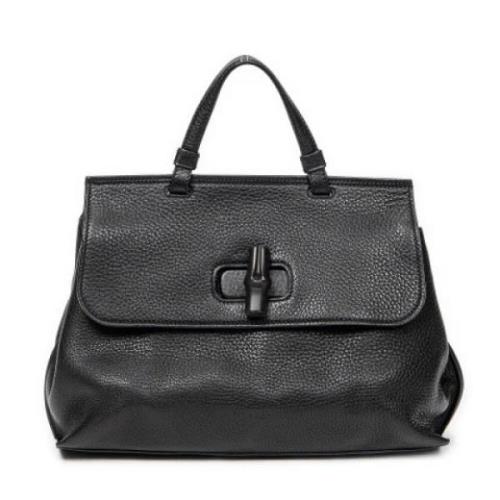 Pre-owned Leather handbags