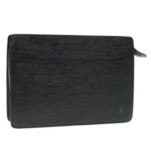 Pre-owned Leather clutches