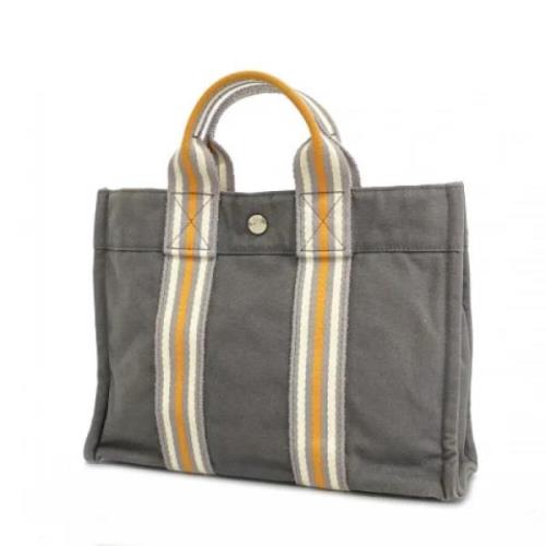 Pre-owned Canvas handbags