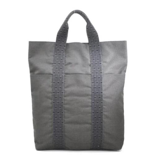 Pre-owned Canvas totes