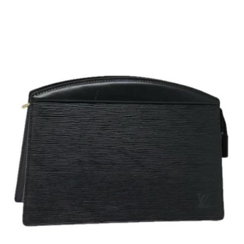 Pre-owned Leather clutches