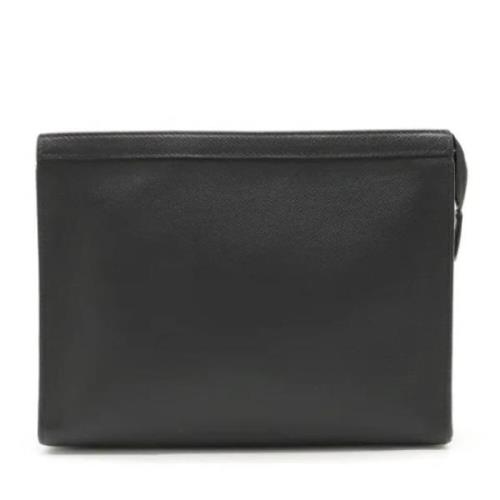 Pre-owned Leather clutches