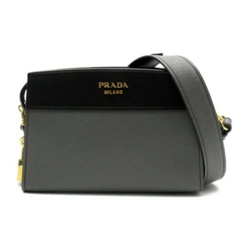 Pre-owned Leather prada-bags