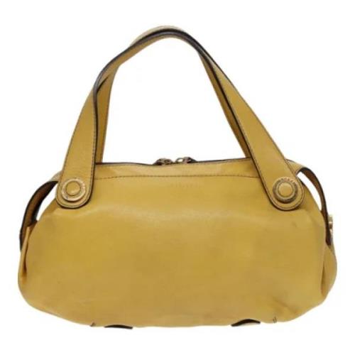 Pre-owned Leather handbags