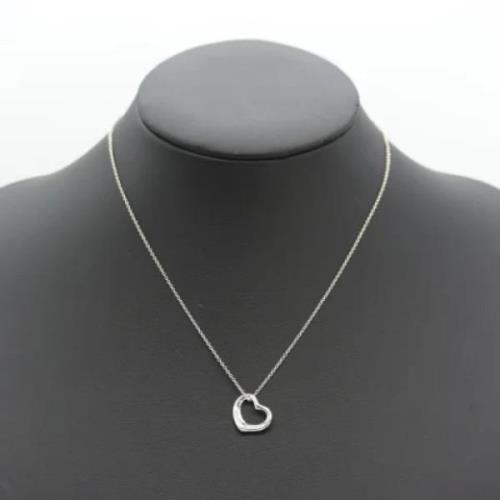 Pre-owned Silver necklaces